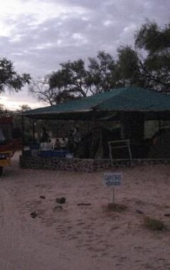 Hotelli Brandberg White Lady Lodge (Okombahe, Namibia)