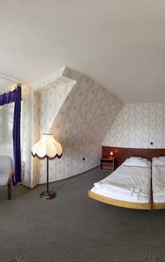 Hotel Gondola (Debrecen, Hungría)
