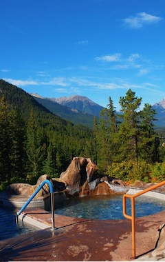 Casa/apartamento entero Spacious + Cozy Mountain Chalet With Loft Hot Pools Access! (Banff, Canadá)