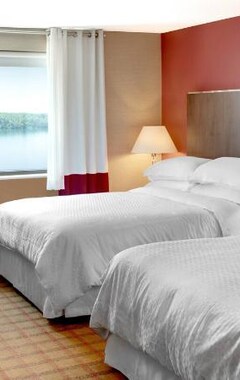Hotelli Niagara Riverside Resort; Bw Premier Collection (Niagara Falls, Amerikan Yhdysvallat)