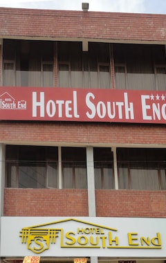 Hotel South End (Chandigarh, India)