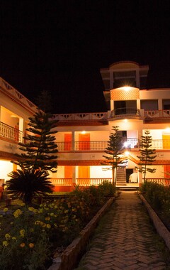 Suranjana Holiday Resort (Gosaba, India)