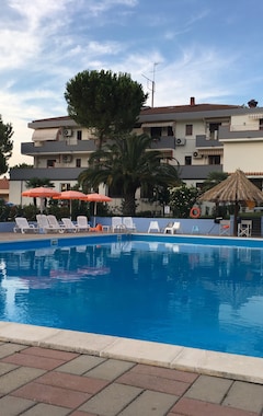 Hotelli Pineto Resort (Pineto, Italia)