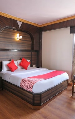 Hotel OYO 12815 HS Ram Bazar (Shimla, Indien)