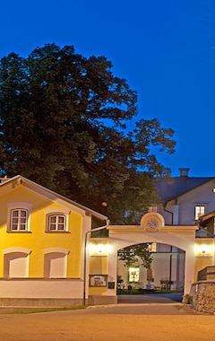 Hotelli Schlosshotel Zamek Zdikov (Zdíkov, Tsekin tasavalta)