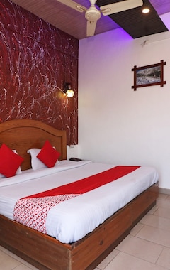 Oyo 64518 Hinval Valley View - Hotel & Resort (Lansdowne, Indien)