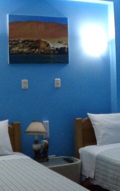 Hotel Delfin Dorado (Paracas, Peru)