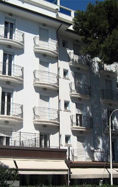 Hotelli JH Villa Mare (Riccione, Italia)