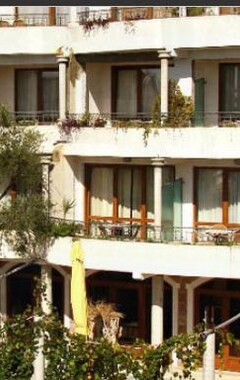 Hotel Zoro Apartments (Svetistefan, Montenegro)