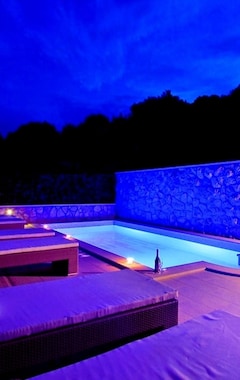 Koko talo/asunto Holiday Home With Private Pool,outdoor Hot Tub And Sea View (Dubrovnik, Kroatia)