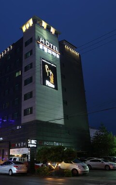 Picasso Hotel (Donghae, Corea del Sur)