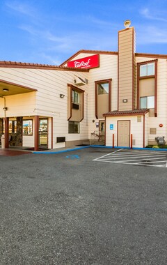 Hotelli Red Roof Inn & Suites Medford - Airport (Medford, Amerikan Yhdysvallat)