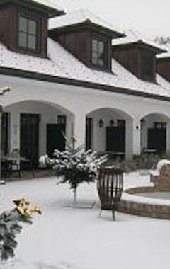Hotelli Geniesserhof Haimer - Hotel Garni (Poysdorf, Itävalta)