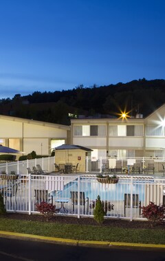 Hotel Quality Inn & Suites Vestal Binghamton Near University (Vestal, USA)