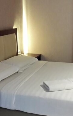 Hotel Lovina Inn Nagoya (Lubuk Baja, Indonesien)