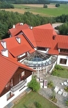 Hotelli Hotel Korona Park Klewinowo (Juchnowiec Kościelny, Puola)