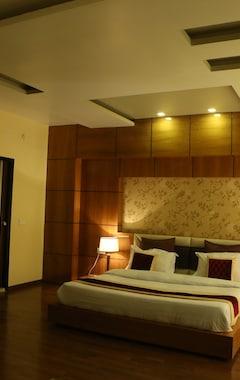 Hotel centrum (Roorkee, India)