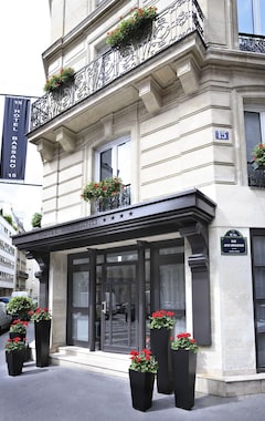 Hotel Bassano (Paris, Frankrig)