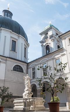 Hotelli Gästehaus im Priesterseminar (Salzburg, Itävalta)