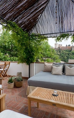 Bed & Breakfast Casa Bombo (Granada, Spain)