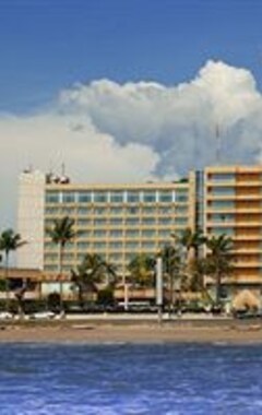 Radisson Blu Okoume Palace Hotel, Libreville (Libreville, Gabón)