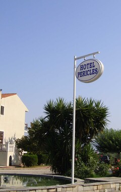 Hotel Pericles (Sami, Grecia)