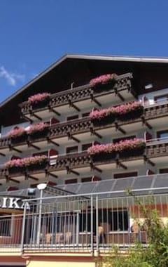 Hotel Erika (Arzl im Pitztal, Austria)