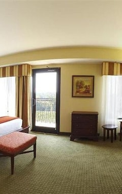 Holiday Inn Express & Suites Lexington North West-The Vineyard, an IHG Hotel (Lexington, USA)