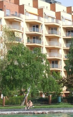 Koko talo/asunto Galerius Golden Beach Apartment (Siófok, Unkari)