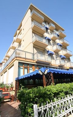 Hotelli Rivazzurra (Pésaro, Italia)
