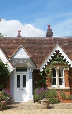 Hele huset/lejligheden Gorgeous Country Cottage, Beside Windsor Great Park & Overlooking Windsor Castle (Windsor, Storbritannien)