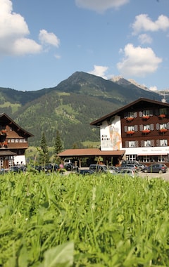 Hotelli Alte Krone (Mittelberg, Itävalta)