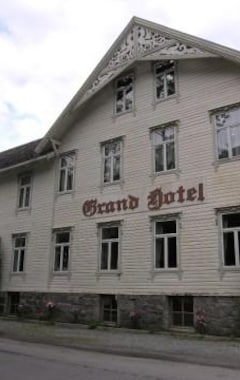 Hotelli Hotel Grand (Hellesylt, Norja)