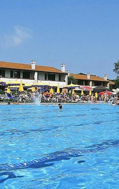 Hotelli Tizé Village (Rosolina, Italia)