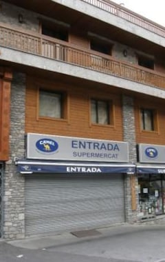 Hotel Petit (Pas de la Casa, Andorra)
