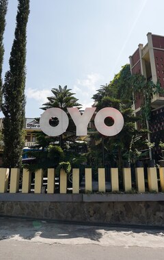 OYO 1080 Sm Bromo Hotel (Probolinggo, Indonesia)