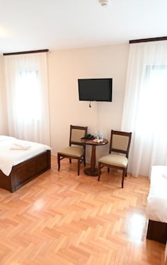 Hotel "JKC Banja Luka" (Banja Luka, Bosnia-Herzegovina)