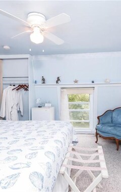 Bed & Breakfast Blueberry Cove Inn (Narragansett, USA)