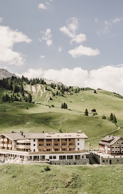 Hotelli Hotel Goldener Berg (Lech am Arlberg, Itävalta)