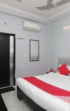 Oyo 40851 Hotel Athithi (Ghaziabad, India)