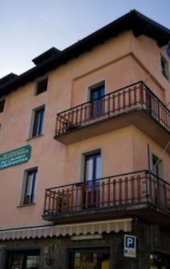 Hotelli B&B Edelweiss (Castione della Presolana, Italia)