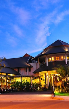 Hotel Navatara Phuket Resort (Rawai Beach, Thailand)