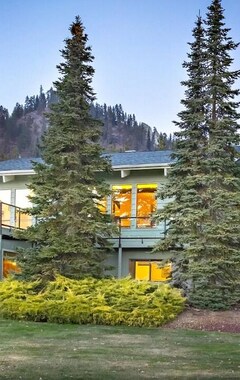 Hele huset/lejligheden Ski Hill Home W/ Stunning Views & Hot Tub! (Leavenworth, USA)
