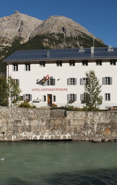 Hotelli Hotel Gasthaus Krone (La Punt-Chamues-ch, Sveitsi)