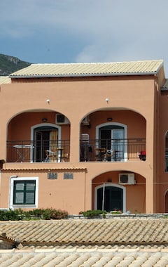 Hotel Rena Studios (Paleokastritsa, Grecia)