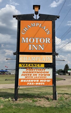 Pensión Champlain Motor Inn (Pembroke, Canadá)