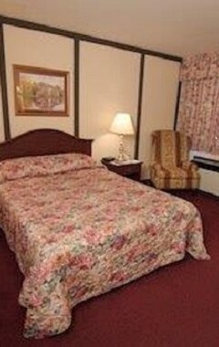 Hotel McIntosh Country Inn & Conference Centre (Morrisburg, Canada)