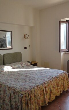 Hotel 3 Esse Country House (Assisi, Italien)
