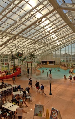 Americana Waterpark & Spa Resort (Niagara Falls, Canada)