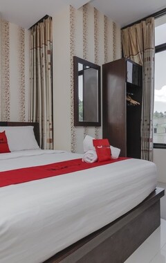 Hotel RedDoorz Plus @ Paal 2 Manado (Manado, Indonesien)